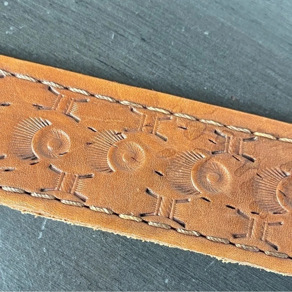 Vintage Brown Leather Handmade Tooled Western/Southwestern Belt
